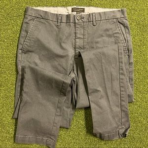 Banana Republic chinos (EUC)